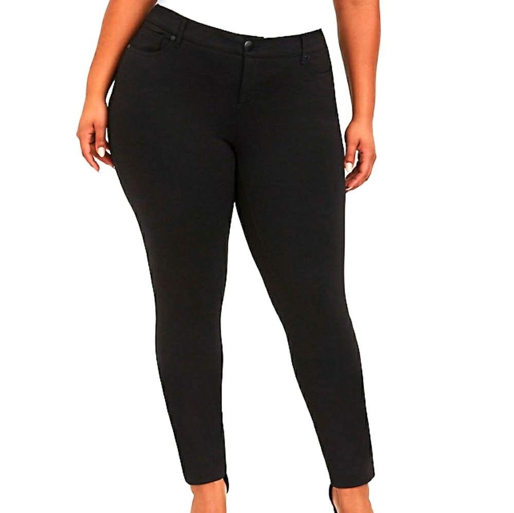 Torrid Ponte Skinny Pant